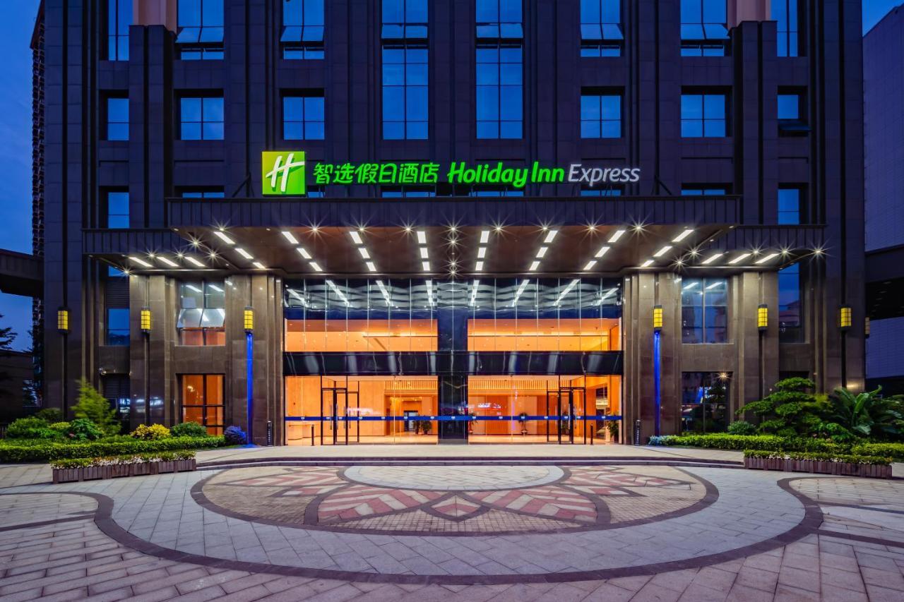Holiday Inn Express Nanning Jiangnan By Ihg Exterior photo