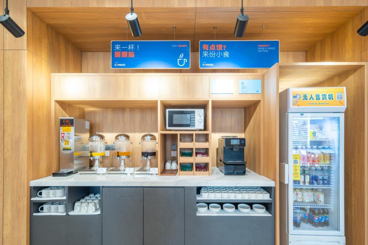 Holiday Inn Express Nanning Jiangnan By Ihg Exterior photo